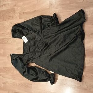 Hot topic nwt long sleeve black mini dress size M